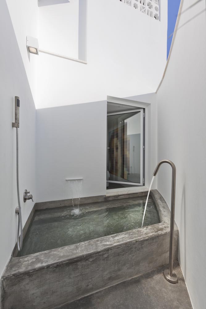 Casa Xonar l Architectural townhouse with rooftop terraces, panoramic views and a heated outdoor pool