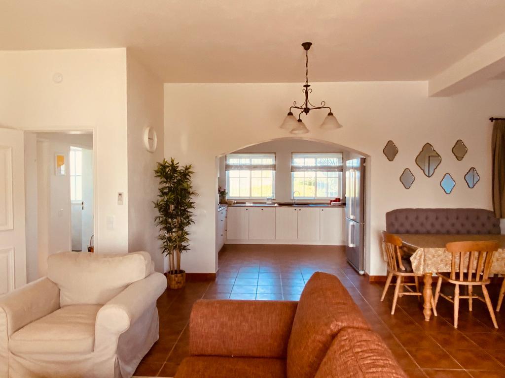 Villa do Auro l Sunny terrace with a large pool and beautiful views