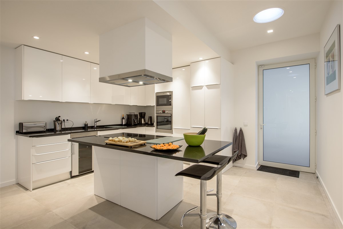 Strandhuis Albufeira l Comfort met fenomenaal uitzicht over de tuin en de Atlantische Oceaan