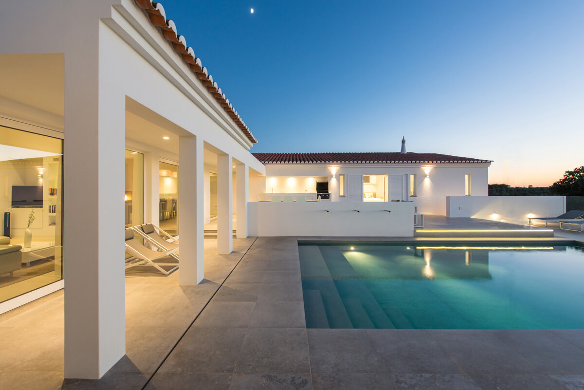 Villa Laranja l Modern en zeer comfortabel ingerichte villa, gelegen in het groene heuvellandschap