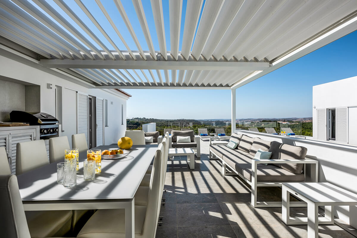 Villa Laranja l Modern en zeer comfortabel ingerichte villa, gelegen in het groene heuvellandschap