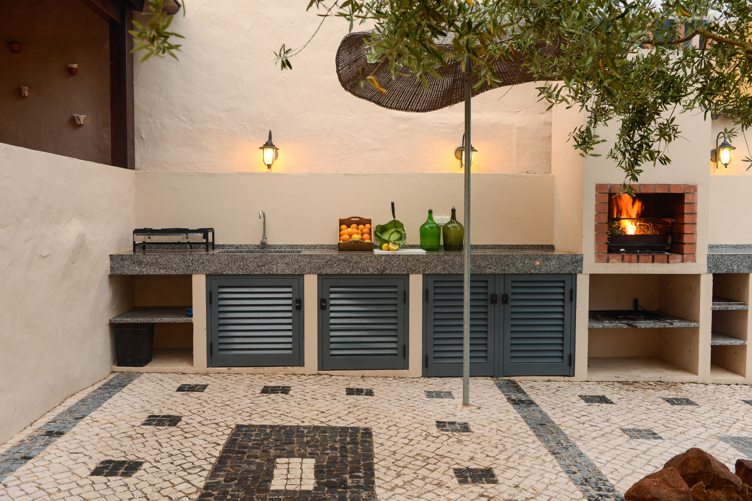 Quinta Pedra | Authentic and atmospherically furnished villa surrounded by greenery