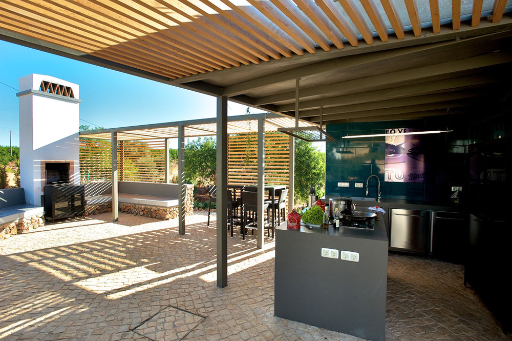 Quinta Vale da Vila l Rural setting with a luxury outdoor kitchen and lovely outdoor spaces