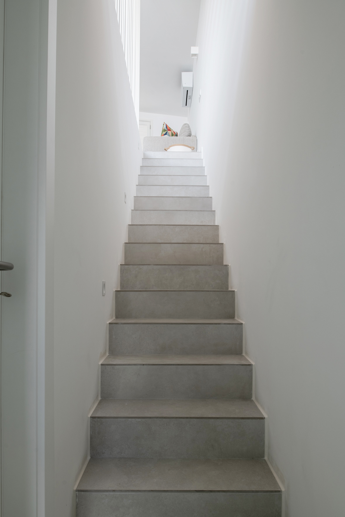 Casa Nova l Moderne townhouse met traditionele elementen en plunge pool