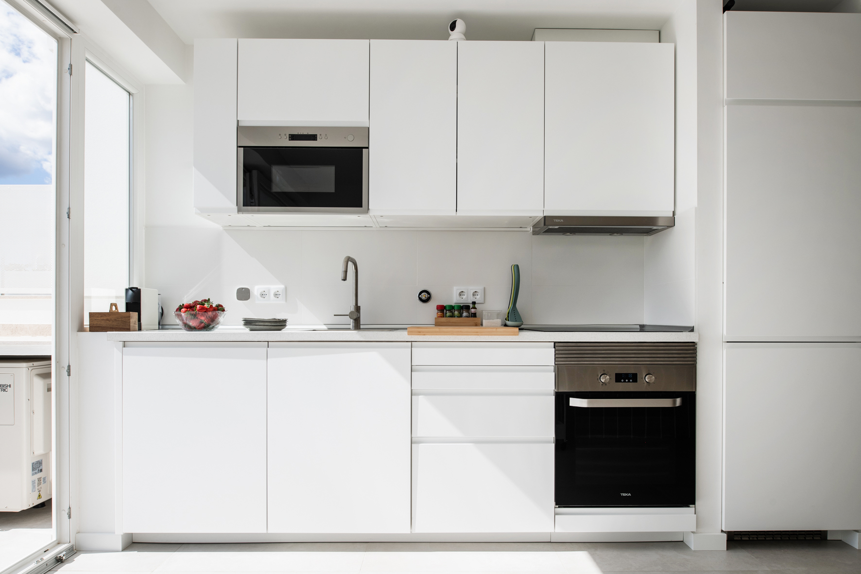 Casa Nova l Moderne townhouse met traditionele elementen en plunge pool