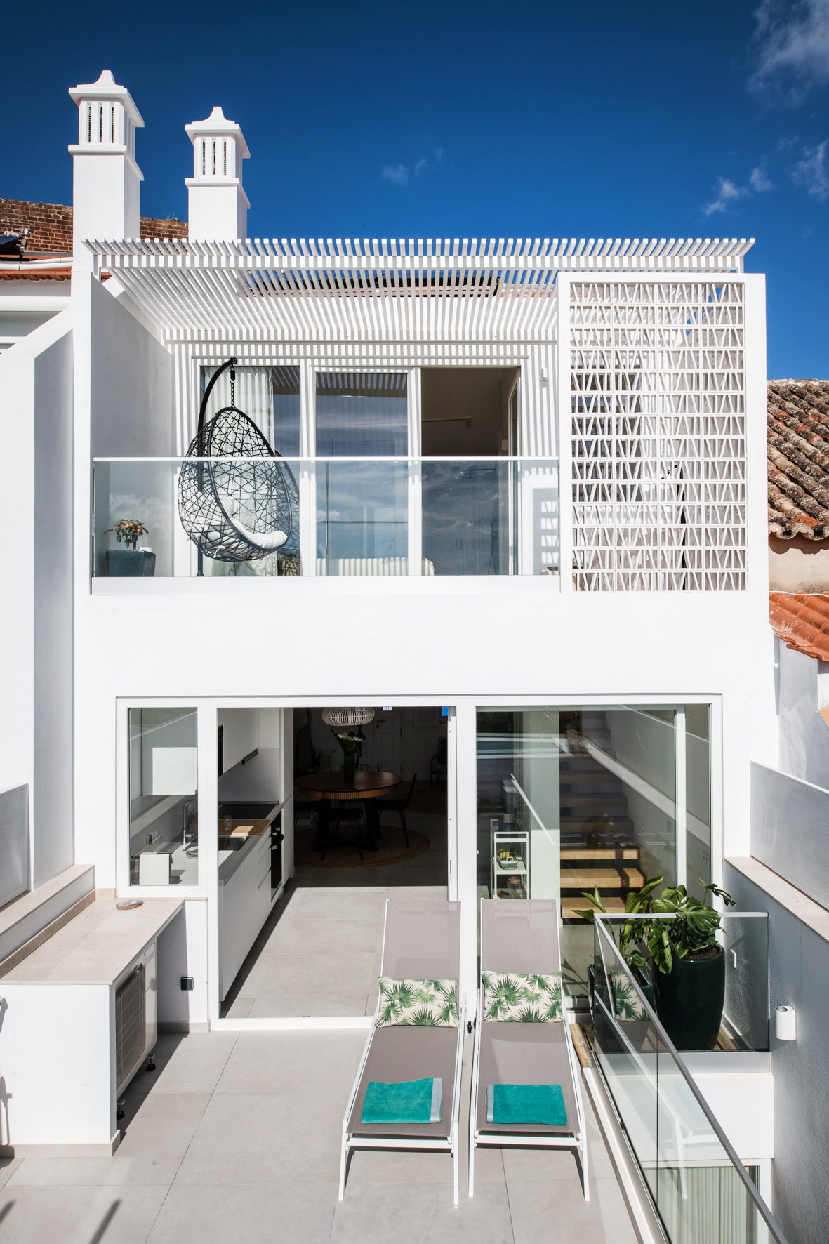 Casa Nova l Moderne townhouse met traditionele elementen en plunge pool