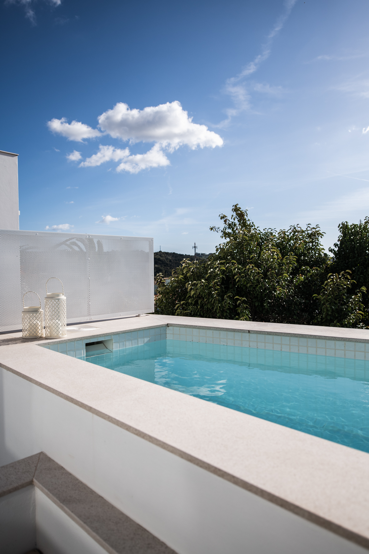 Casa Nova l Moderne townhouse met traditionele elementen en plunge pool
