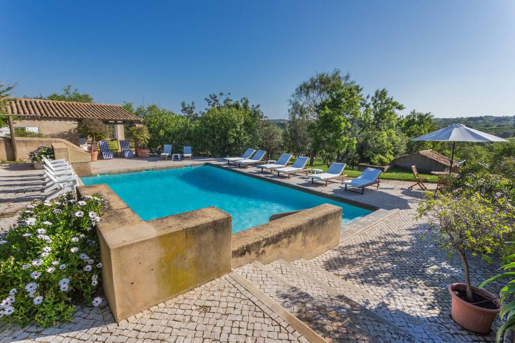 Quinta Boliqueime l A charming farmhouse, a true authentic experience with comfort